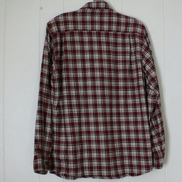 Wrangler Men’s Red Plaid Flannel Shirt - Picture 5 of 6